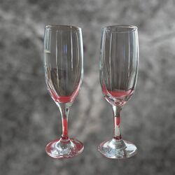 Champagne Glasses 